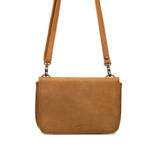 Medium tobacco magnetic fold over purse front
