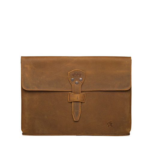 Here is the front of the tobacco leather document holder that fits a 16" laptop. Made by Saddleback