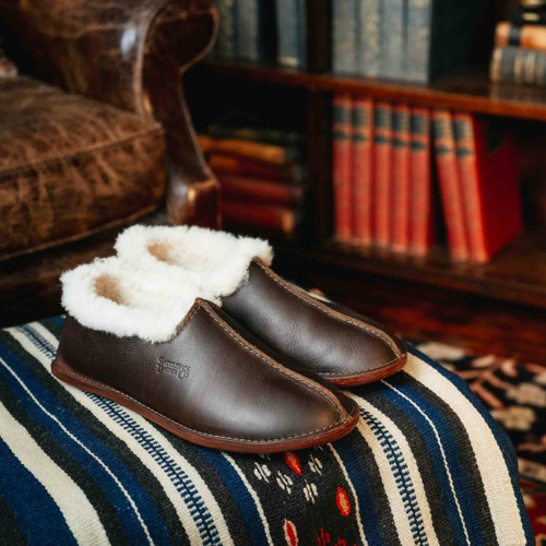Dave's Deals Sheepskin Moccasins - Size 9 - Dark Coffee Brown